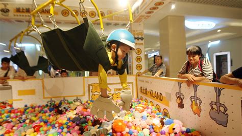 Human Claw Game Fun Human Claw Game Fun