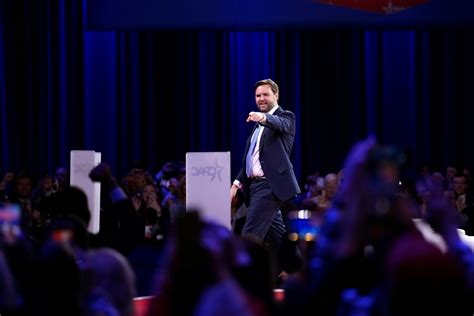 Notorious Weirdo Jd Vance Awkwardly Tries To Explain Masculinity The