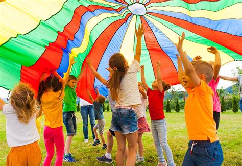 5 Parachute Games