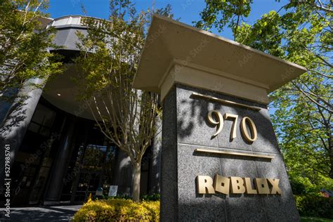 Stockfoto San Mateo Ca Usa May 1 2022 Exterior View Of The Roblox Stockfoto San Mateo Ca Usa May 1 2022 Exterior View Of The Roblox